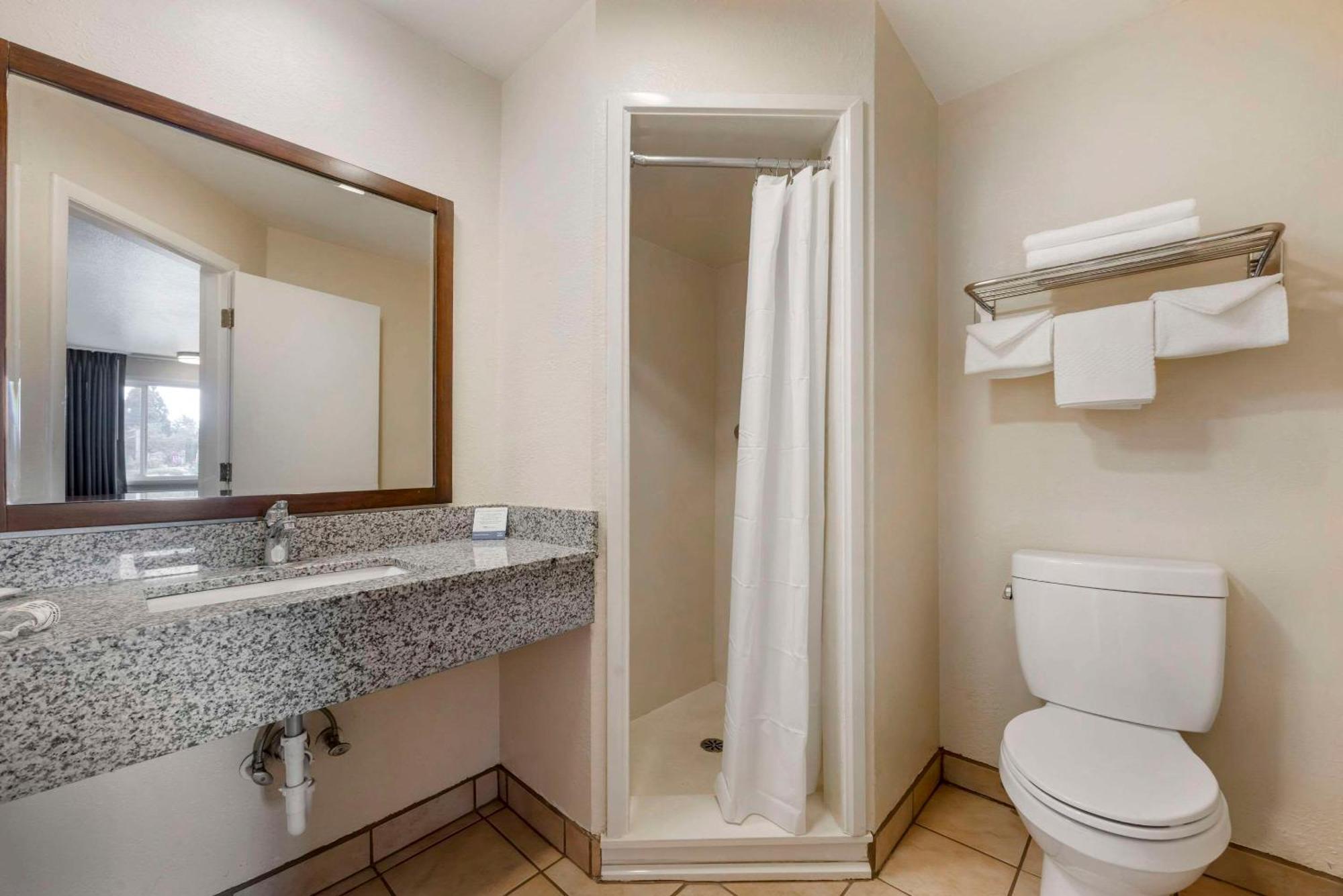 Rodeway Inn Albany Kültér fotó